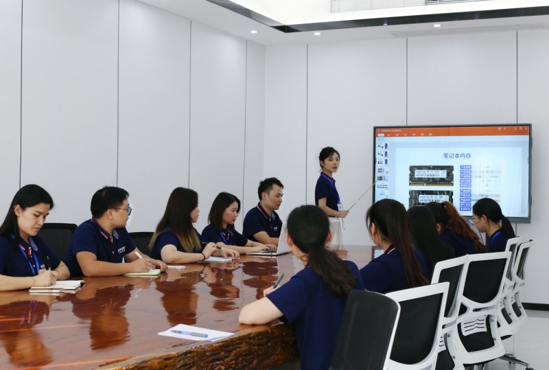 Qootec team negotiating bulk SSD partnerships